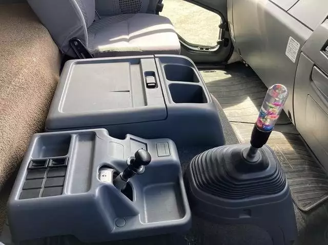 平成28年09月中古中型冷凍バン・ウィングいすゞいすゞの画像46