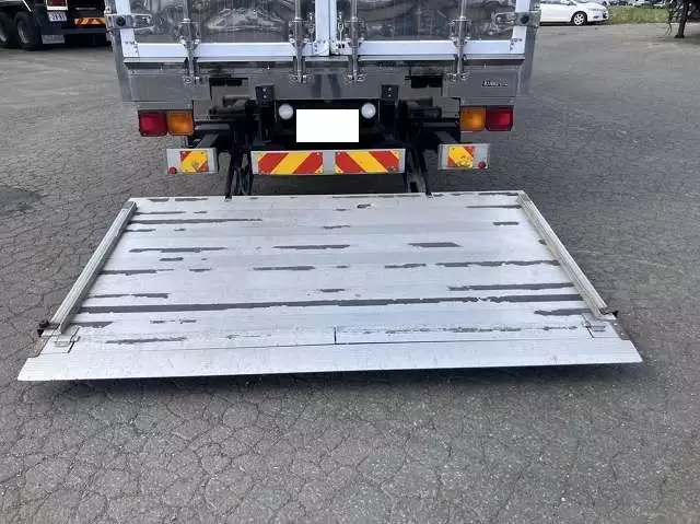 平成28年09月中古中型冷凍バン・ウィングいすゞいすゞの画像8