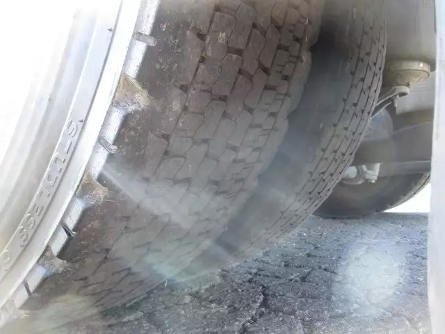 平成30年11月中古大型トラクタヘッド日産UDクオンの画像14