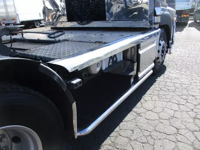 平成30年11月中古大型トラクタヘッド日産UDクオンの画像20