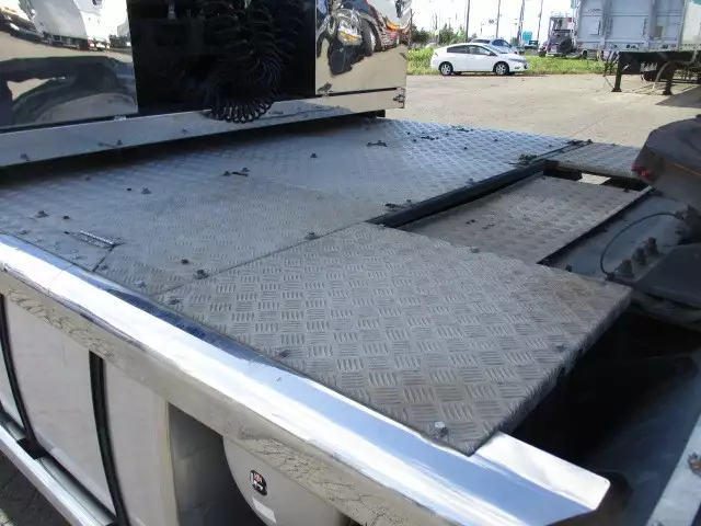 平成30年11月中古大型トラクタヘッド日産UDクオンの画像24