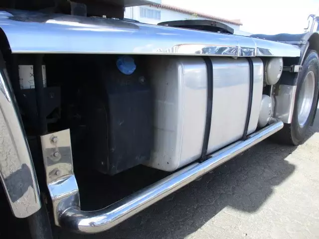 平成30年11月中古大型トラクタヘッド日産UDクオンの画像9
