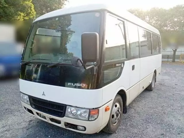 平成23年03月中古中型バス三菱ふそうローザの画像1