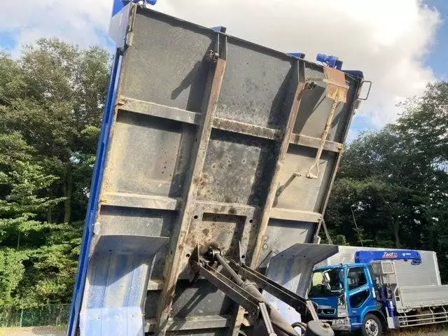 平成25年08月中古中型いすゞフォワードの画像18