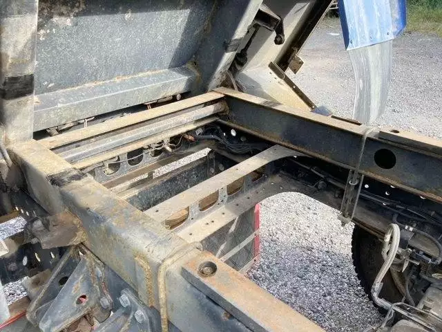 平成25年08月中古中型いすゞフォワードの画像19