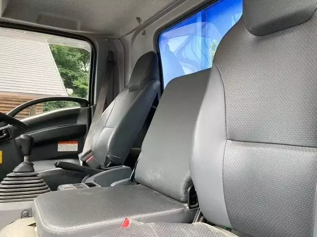 平成25年08月中古中型いすゞフォワードの画像9