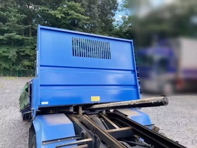 平成25年10月中古小型いすゞエルフの画像22