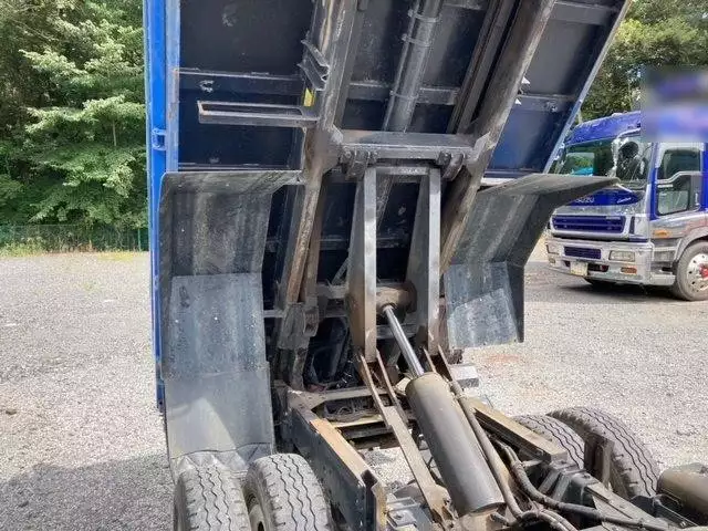 平成25年10月中古小型いすゞエルフの画像25