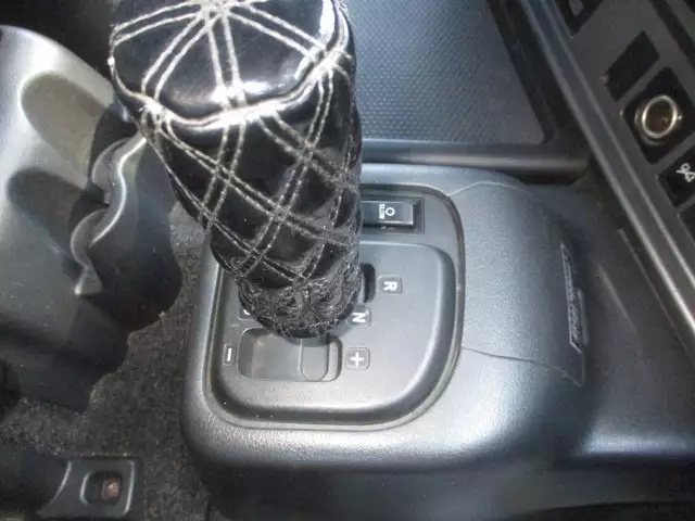 平成28年01月中古大型トラクタヘッド日野プロフィアの画像27