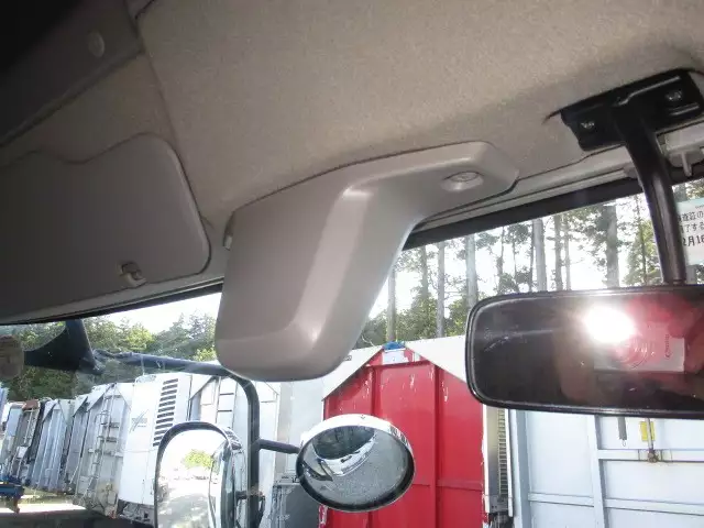 平成28年01月中古大型トラクタヘッド日野プロフィアの画像36