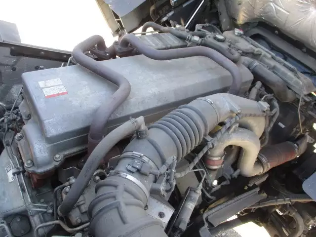 平成28年01月中古大型トラクタヘッド日野プロフィアの画像40