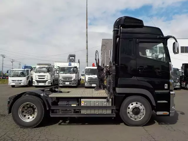 令和02年01月中古大型トラクタヘッド三菱ふそうスーパーグレートの画像4