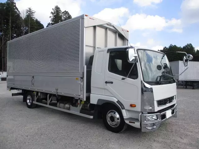 令和01年/平成31年09月中古中型アルミバン・ウィング三菱ふそうファイターの画像3