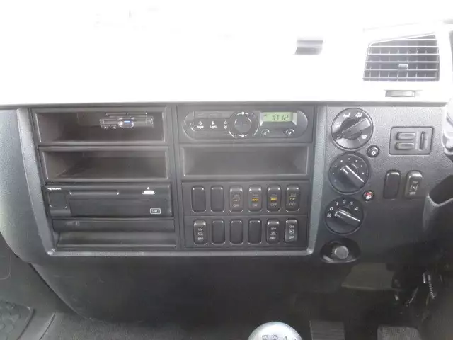 令和01年/平成31年09月中古中型アルミバン・ウィング三菱ふそうファイターの画像46