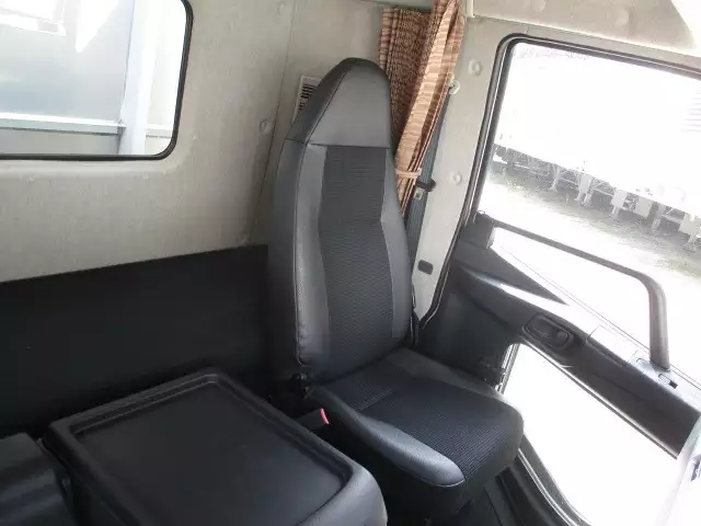 令和01年/平成31年09月中古中型アルミバン・ウィング三菱ふそうファイターの画像54