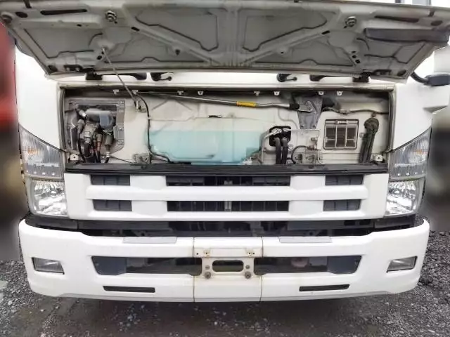 平成25年09月中古中型冷凍バン・ウィングいすゞフォワードの画像19