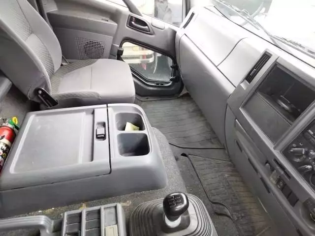 平成25年09月中古中型冷凍バン・ウィングいすゞフォワードの画像31