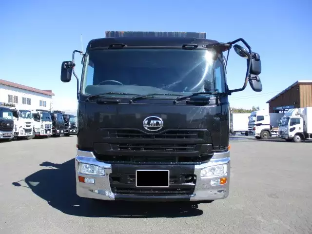 平成25年00月中古大型日産UDクオンの画像2