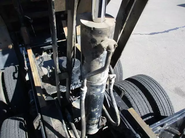 平成25年00月中古大型日産UDクオンの画像38