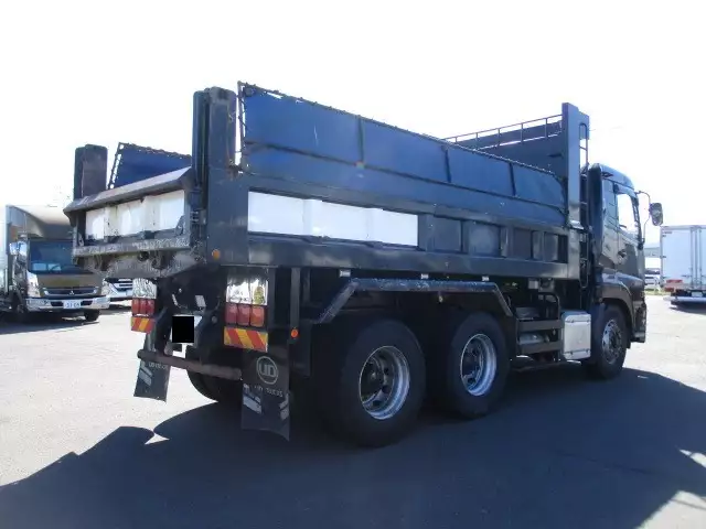 平成25年00月中古大型日産UDクオンの画像5