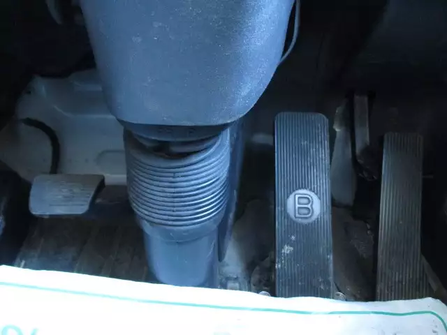 平成25年00月中古大型日産UDクオンの画像54