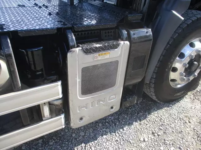 平成26年07月中古大型トラクタヘッド日野プロフィアの画像23