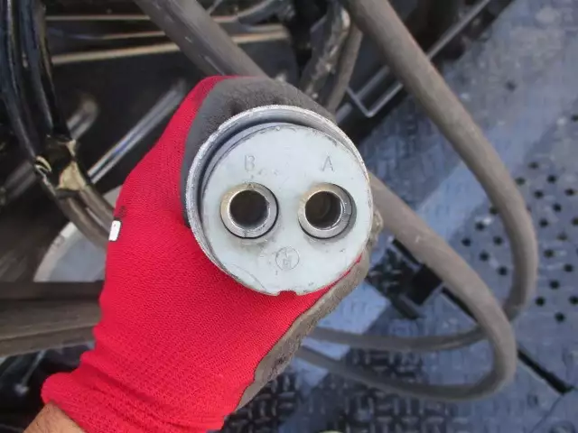 平成26年07月中古大型トラクタヘッド日野プロフィアの画像29