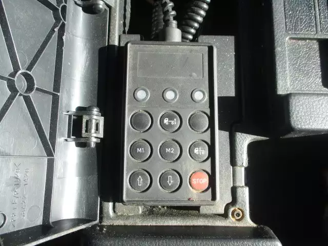 平成26年07月中古大型トラクタヘッド日野プロフィアの画像37