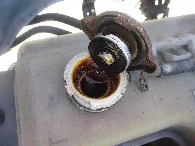 平成26年07月中古大型トラクタヘッド日野プロフィアの画像55