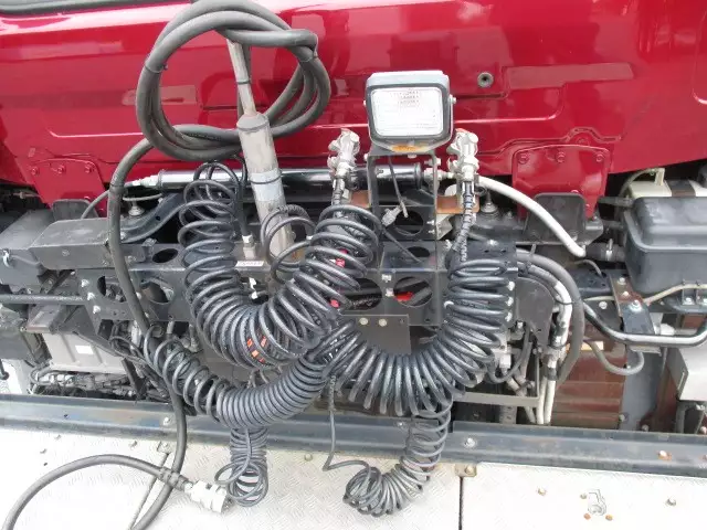 平成22年08月中古大型トラクタヘッド日産UDUDトラックスの画像11