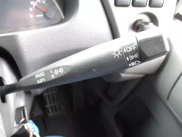 平成22年08月中古大型トラクタヘッド日産UDUDトラックスの画像34