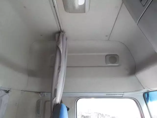 平成22年08月中古大型トラクタヘッド日産UDUDトラックスの画像36