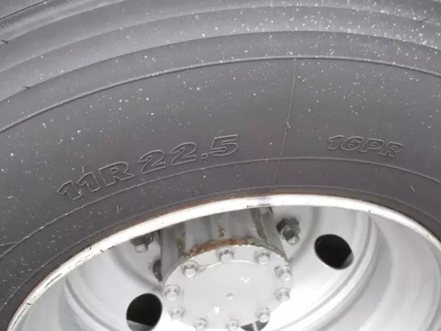 平成22年08月中古大型トラクタヘッド日産UDUDトラックスの画像42