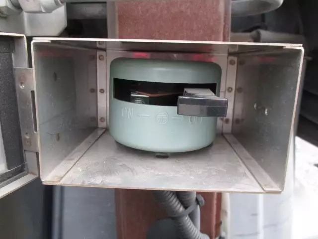 平成22年08月中古大型トラクタヘッド日産UDUDトラックスの画像10