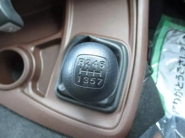 令和01年/平成31年10月中古大型日野プロフィアの画像56