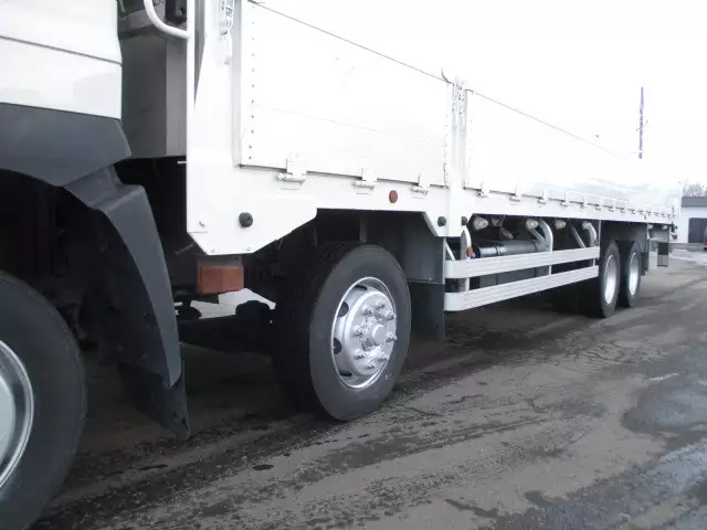 令和01年/平成31年10月中古大型日野プロフィアの画像9