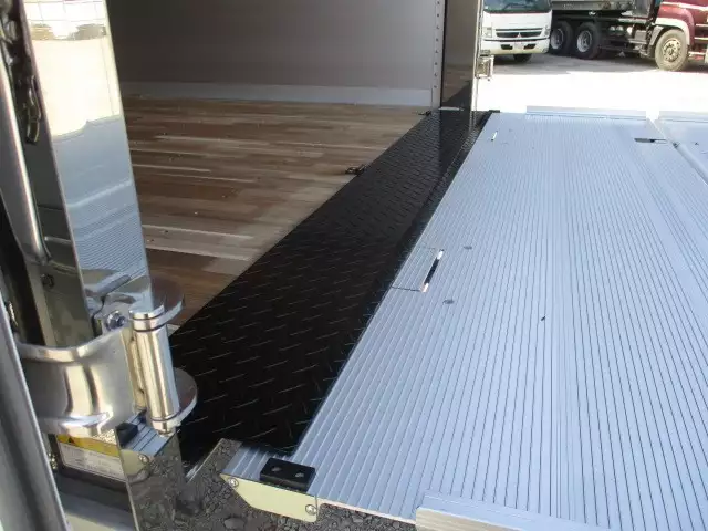 令和04年03月中古中型アルミバン・ウィング日野レンジャーの画像48