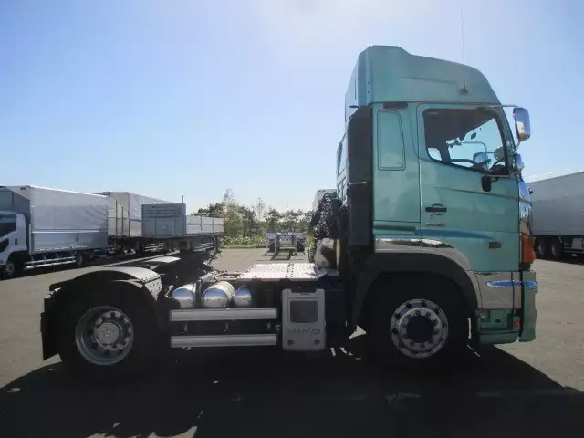 平成27年05月中古大型トラクタヘッド日野日野の画像4