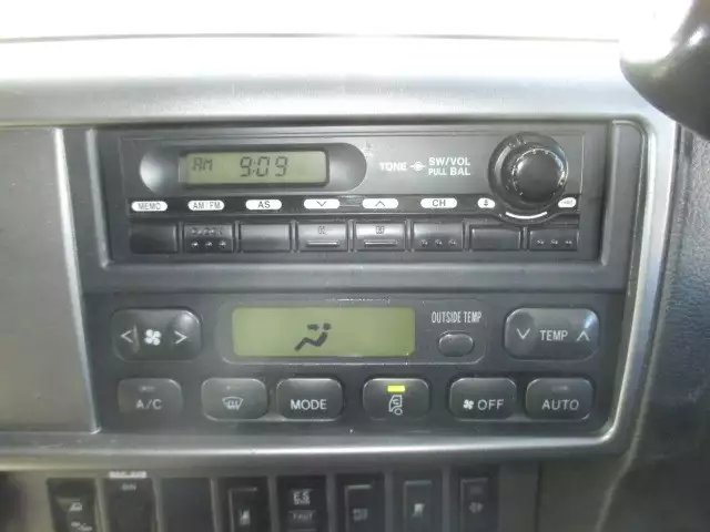 平成27年05月中古大型トラクタヘッド日野日野の画像34