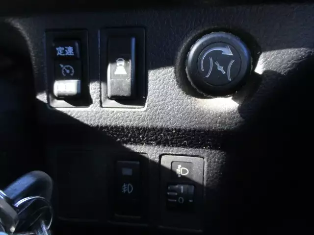 平成27年05月中古大型トラクタヘッド日野日野の画像37