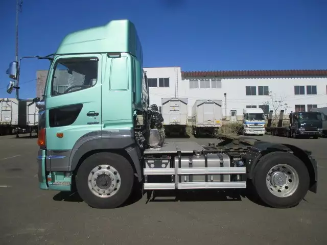 平成27年05月中古大型トラクタヘッド日野日野の画像8