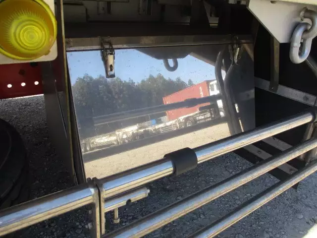 平成30年11月中古大型冷凍バン・ウィング日野プロフィアの画像32