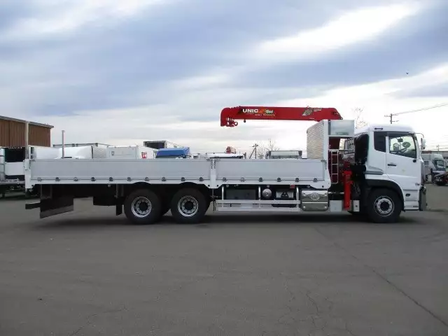 令和04年04月中古大型日産UDクオンの画像4