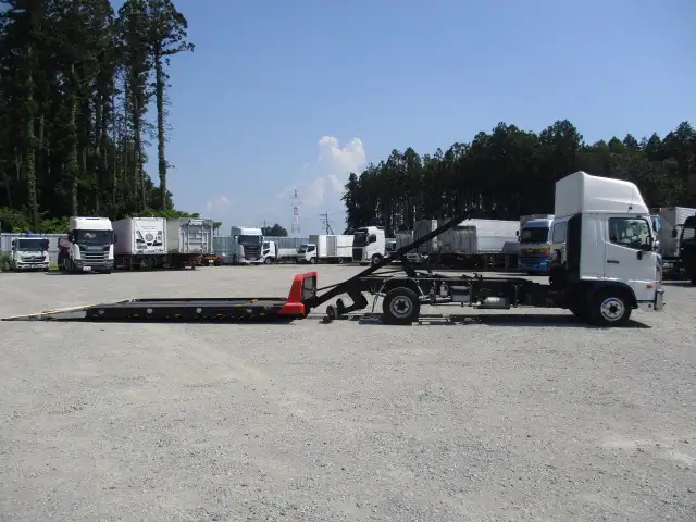 ★車検付R8.7.6迄★　令和2年　日野　4t積載車　フルフラット！　ハイルーフ積載：2,250㎏　距離：136,000㎞　上物：極東開発　ウィンチ　Rc付き　の画像11