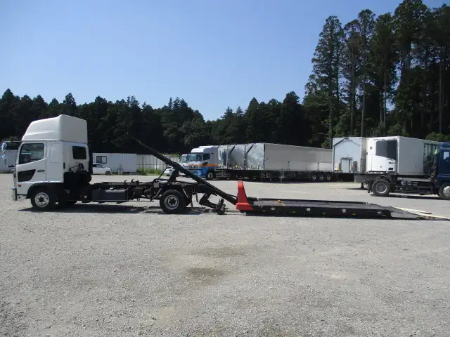 ★車検付R8.7.6迄★　令和2年　日野　4t積載車　フルフラット！　ハイルーフ積載：2,250㎏　距離：136,000㎞　上物：極東開発　ウィンチ　Rc付き　の画像15