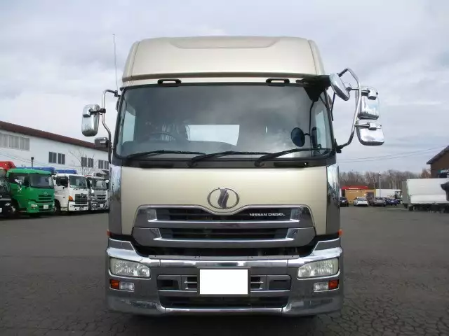 平成20年09月中古大型トラクタヘッド日産UDニッサンディーゼルの画像2