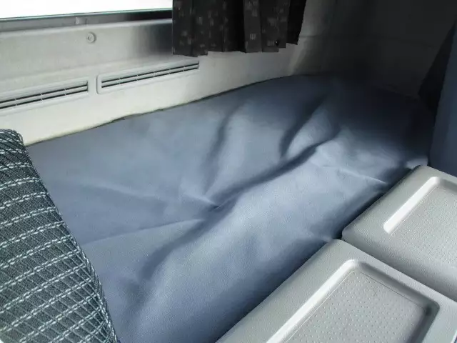 平成20年09月中古大型トラクタヘッド日産UDニッサンディーゼルの画像20