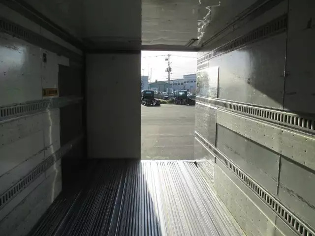 平成23年08月中古大型冷凍バン・ウィング日産UDUDトラックスの画像22