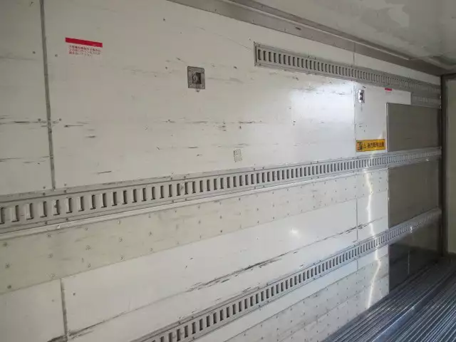 平成23年08月中古大型冷凍バン・ウィング日産UDUDトラックスの画像23