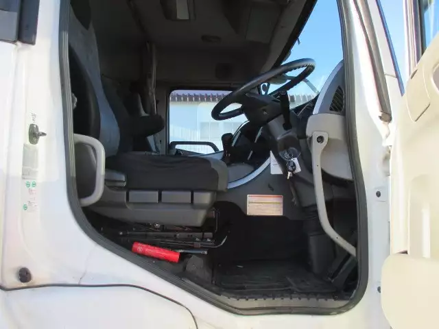 平成23年08月中古大型冷凍バン・ウィング日産UDUDトラックスの画像33